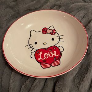 HELLO KITTY Valentine Love Heart Sanrio 🩷❤️ Ceramic Salad Bowl NEW